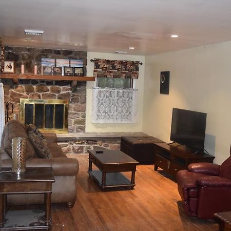 5 Bdr Cabin Game Rm Large Deck Fireplace Firetable ليك هارمونى المظهر الخارجي الصورة